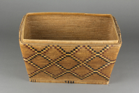 Fraser%20River%20artist%2C%20%3Cb%3E%3Ci%3E%20Storage%20Basket%20with%20Lid%3C%2Fi%3E%3C%2Fb%3E%2C%20ca.%201900%2C%20cedar%20and%20beargrass%2C%20The%20Elizabeth%20Cole%20Butler%20Collection%2C%20no%20known%20copyright%20restrictions%2C%202012.97.14